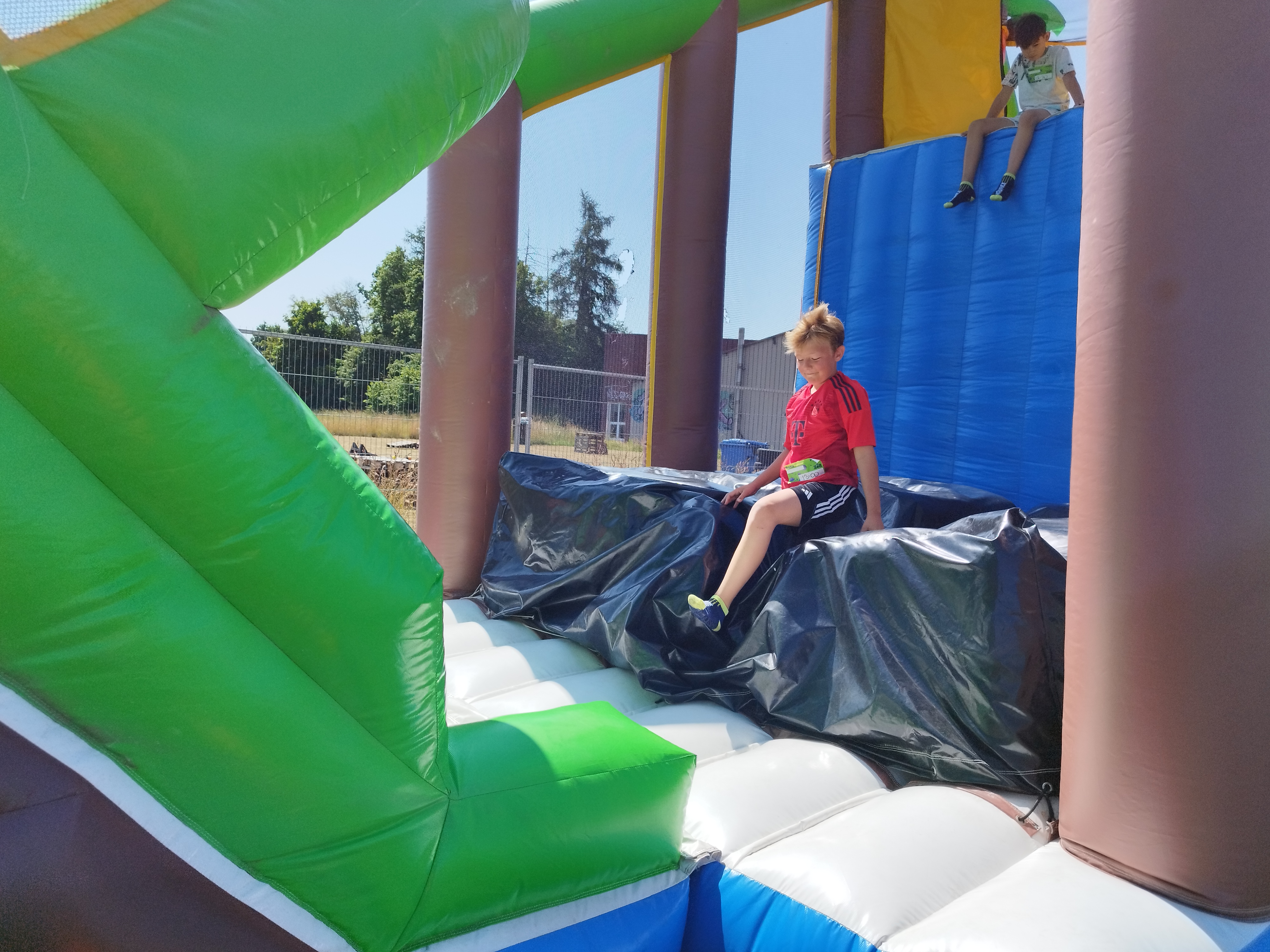 BOUNCE Hüpfburg